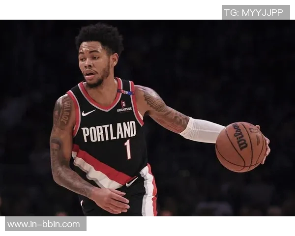 豪泽赞安芬尼西蒙斯状态火热期待他在场上大展身手